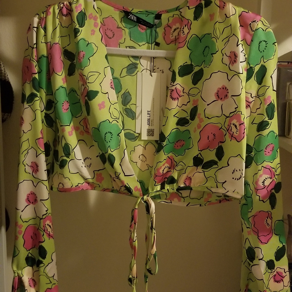 Zara Green and Pink Floral Crop Top